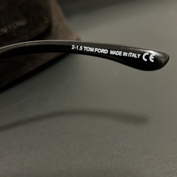 Tom Ford sunglasses 🕶 - Picture 3 of 5